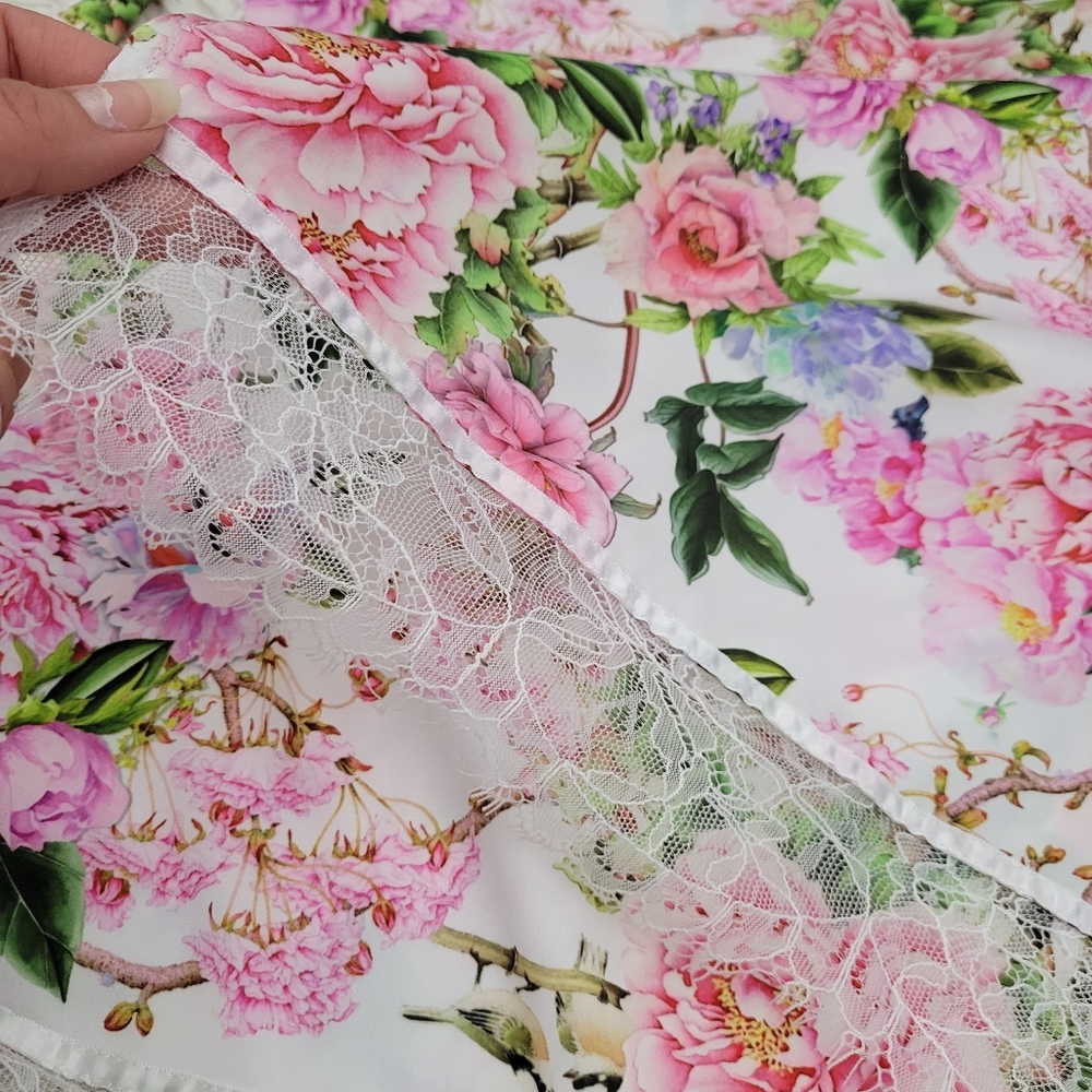 Homebodii Floral Robe Medium - Picture 7 of 10